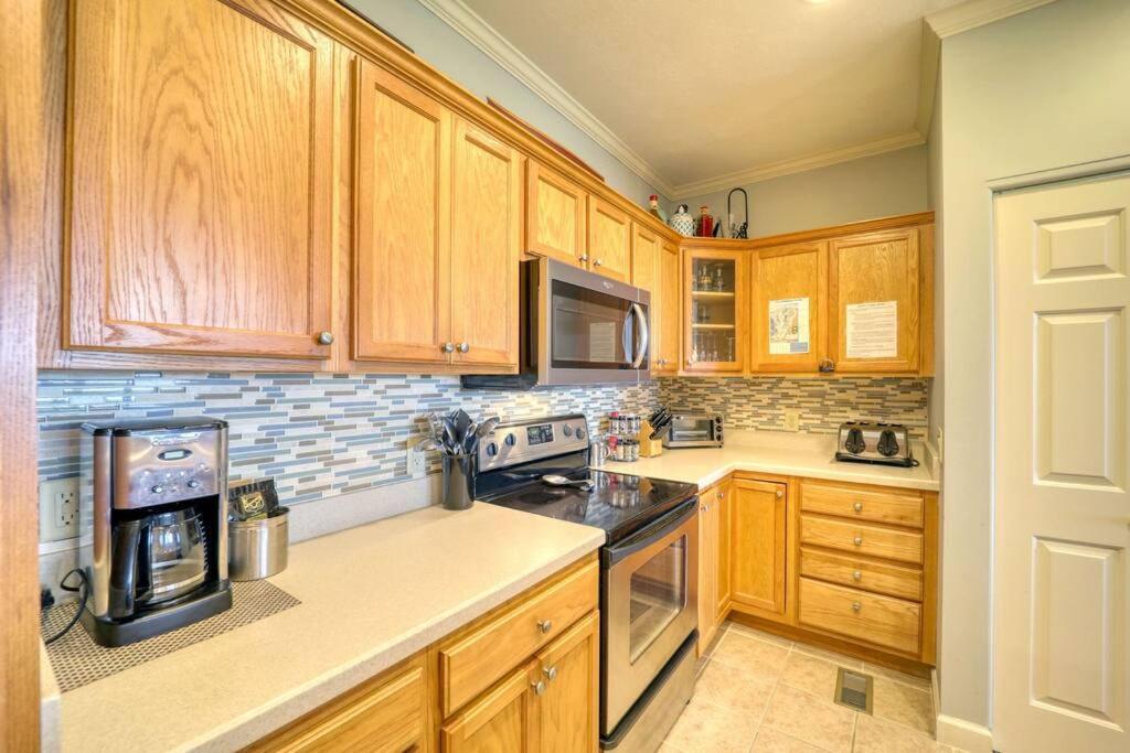 Bucket List Views Sugar Mountain Private Condo - 2Bed, 2Bath, Sleeps 6, Panoramic Views Of Mountains From Large Deck, Short Drive To Shopping, Restaurants, Cafes & Banner Elk Town Luaran gambar